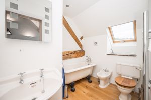 En-Suite- click for photo gallery